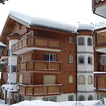 Apartament Holidays - Residenz Chateau Saas-Fee
